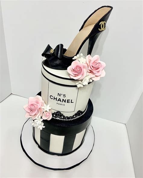 chanel cake images|chanel no 5 cake.